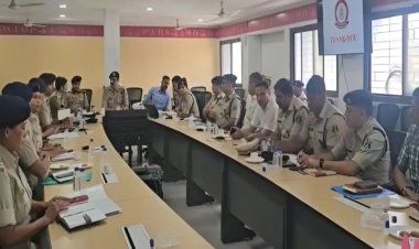 अब स्पेशल टीम करेगी क्राइम कंट्रोल : सीपी ने की कानून-व्यवस्था की समीक्षा