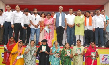 बीरगांव में सांसद बृजमोहन अग्रवाल ने सुनी जनसमस्याएं, अधिकारियों को दिए त्वरित निराकरण के सख्त निर्देश 