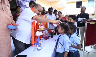 विधायक पुरंदर मिश्रा की मौजूदगी में उत्साहपूर्वक मनाया गया शाला प्रवेशोत्सव, बच्चों के चेहरों पर दिखी खुशी 