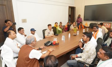 नकटी बेदखली मामला: सांसद बृजमोहन अग्रवाल का हस्तक्षेप, बोले- 'बिना पुनर्वास किसी को नहीं करेंगे बेघर' 