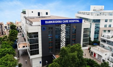 राष्ट्रीय डॉक्टर्स डे पर रामकृष्ण CARE हॉस्पिटल्स ने डॉक्टरों को किया सम्मानित
