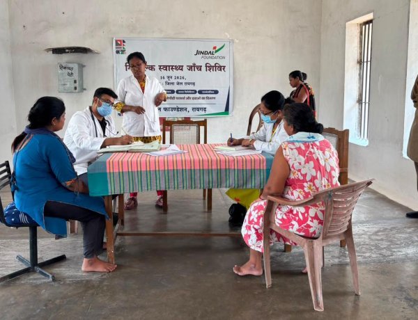 जिंदल फाउंडेशन की पहल :  जिला जेल रायगढ़ में 203 बंदियों को मिला उपचार और परामर्श का लाभ