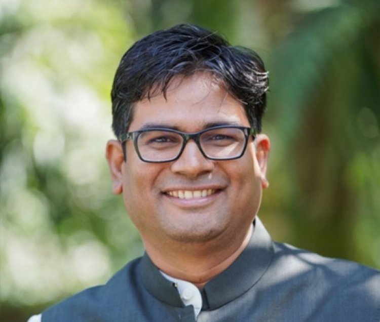 जन्मदिन पर विशेषः पहले प्रयास में बने आईएएस, अब संभाल रहे प्रदेश का खजाना