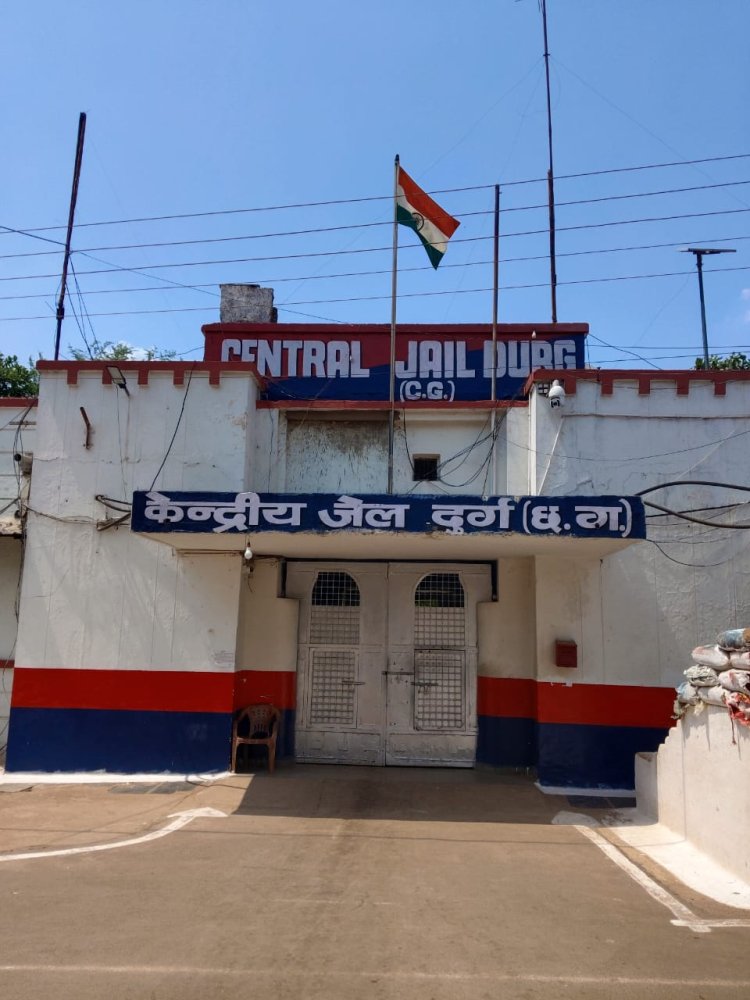 सलाखों के पीछे से सफलता की उड़ान,आजीवन कारावास बंदी विमल ने पेश की मिसाल