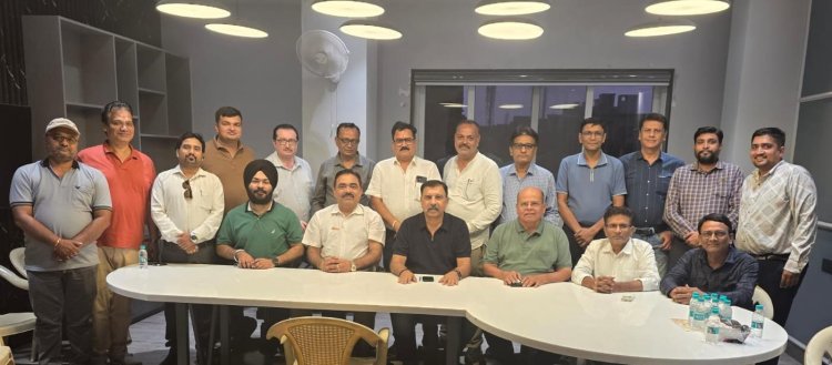 CAIT छत्तीसगढ़ का “व्यापारी संवाद” अभियान जारी : रायपुर प्लाईवुड ट्रेडर्स एसोसिएशन के साथ हुआ सार्थक संवाद