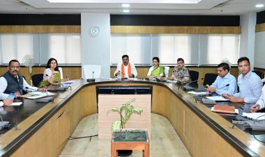 नक्सल प्रकरण वापसी के लिए हर सप्ताह होगी बैठक, शासकीय वकीलों की बनेगी टीम