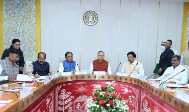 मानसून सत्र : विधानसभा अध्यक्ष डॉ. रमन सिंह की अध्यक्षता में हुई कार्य मंत्रणा समिति की बैठक