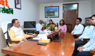 सीएम से मिले अखिल भारतीय सेवाओं में चयनित अभ्यर्थी 