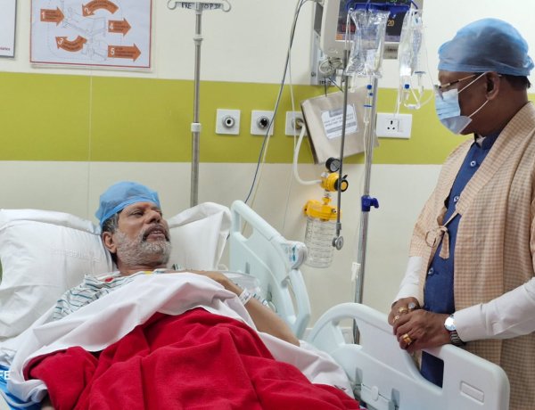 गुरुग्राम मेदांता अस्पताल पहुंचे मुख्यमंत्री विष्णुदेव साय,जगदलपुर विधायक किरण सिंह देव का जाना कुशलक्षेम