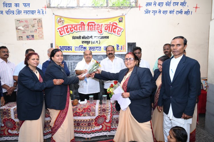 शाला प्रवेशोत्सव में विधायक पुरंदर मिश्रा ने बच्चों का किया आत्मीय स्वागत, शिक्षा को बताया राष्ट्र निर्माण का सबसे सशक्त माध्यम 
