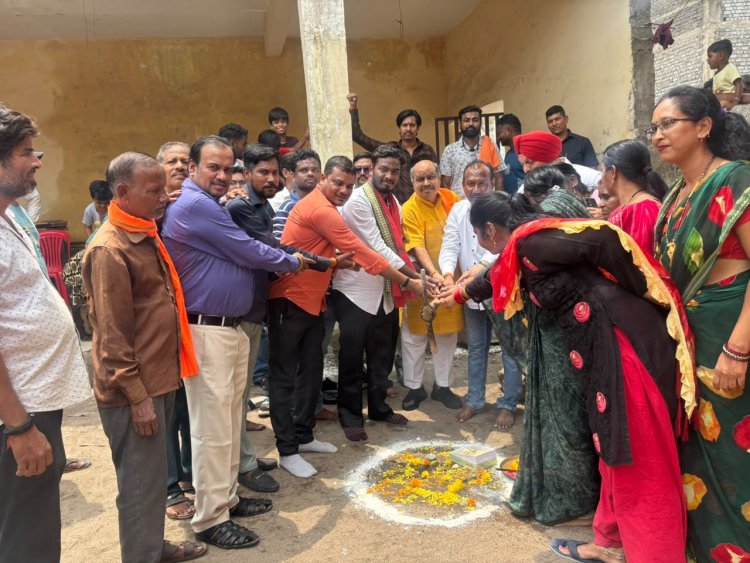 उत्तर विधानसभा में विकास को मिली नई गति: विधायक पुरंदर मिश्रा ने ₹15 लाख के विकास कार्यों का किया भूमिपूजन