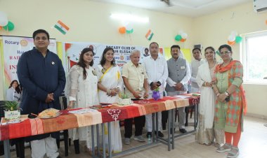 रोटरी एलिगेंस ने दिव्यांग बच्चों के साथ मनाया स्वतंत्रता दिवस