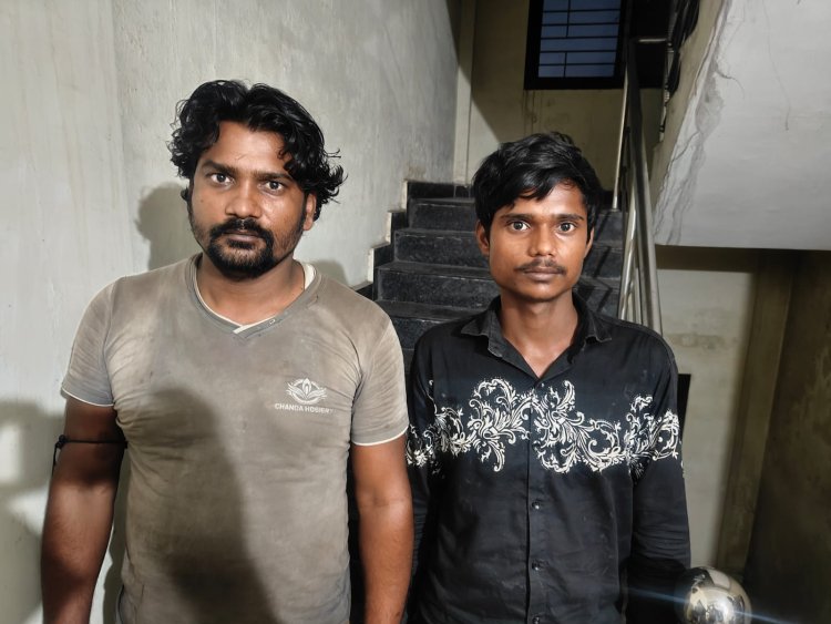 रायपुर में अब तक की सबसे बड़ी गांजा खेप जब्त : भारी मशीनों के बीच छिपाकर ले जा रहे थे 1.20 करोड़ का गांजा, पिता-पुत्र गिरफ्तार
