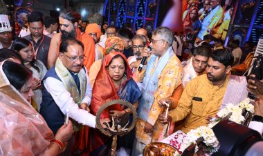 गुढ़ियारी अवधपुरी मैदान के विशाल दही हांडी उत्सव में  शामिल हुए मुख्यमंत्री, गोविंदाओं की टोलियों का बढ़ाया उत्साह