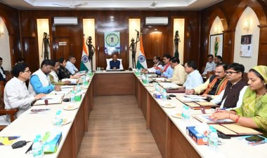 छत्तीसगढ़ कैबिनेट बैठक में कई बड़े फैसलों पर लगी मुहर: किसानों, युवाओं और बुनियादी ढांचे को लेकर बड़ा कदम
