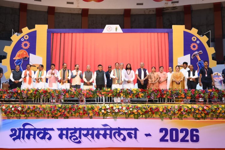श्रमिकों के परिश्रम से गढ़ रहा विकसित छत्तीसगढ़, सरकार ने दी बड़ी सौगात : पुरन्दर मिश्रा