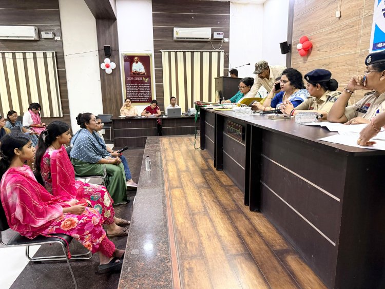 राज्य महिला आयोग ने सुनी महिलाओं की शिकायतें,पति-पत्नी ने फिर थामा एक-दूसरे का हाथ