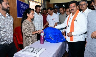 नक्सलवाद के लंबे और काले दौर से निकलकर शांति, सुरक्षा और समृद्धि की राह पर तेजी से आगे बढ़ रहा बस्तर - उप मुख्यमंत्री विजय शर्मा
