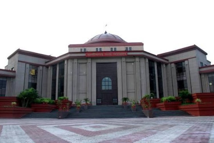 रेलवे को हाईकोर्ट से बड़ा झटका: एसी कोच स्टाफ को अतिरिक्त ड्यूटी भत्ता देने का आदेश बरकरार; याचिका खारिज