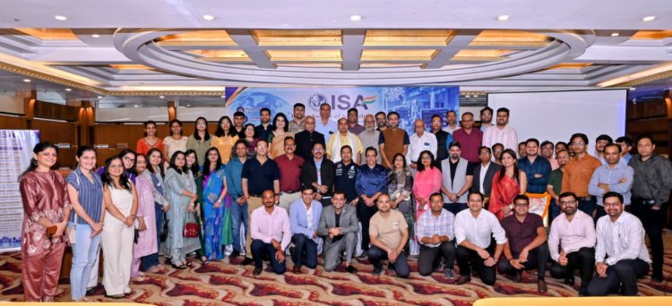 सुरक्षित शल्य चिकित्सा और बेहतर उपचार में एनेस्थीसिया विशेषज्ञों की भूमिका अहम : विधायक पुरन्दर मिश्रा